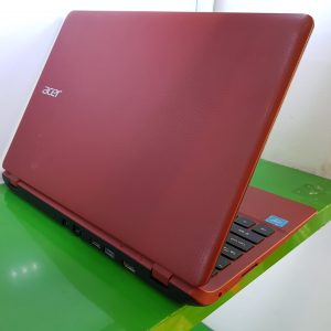 Laptop Acer ES1-131