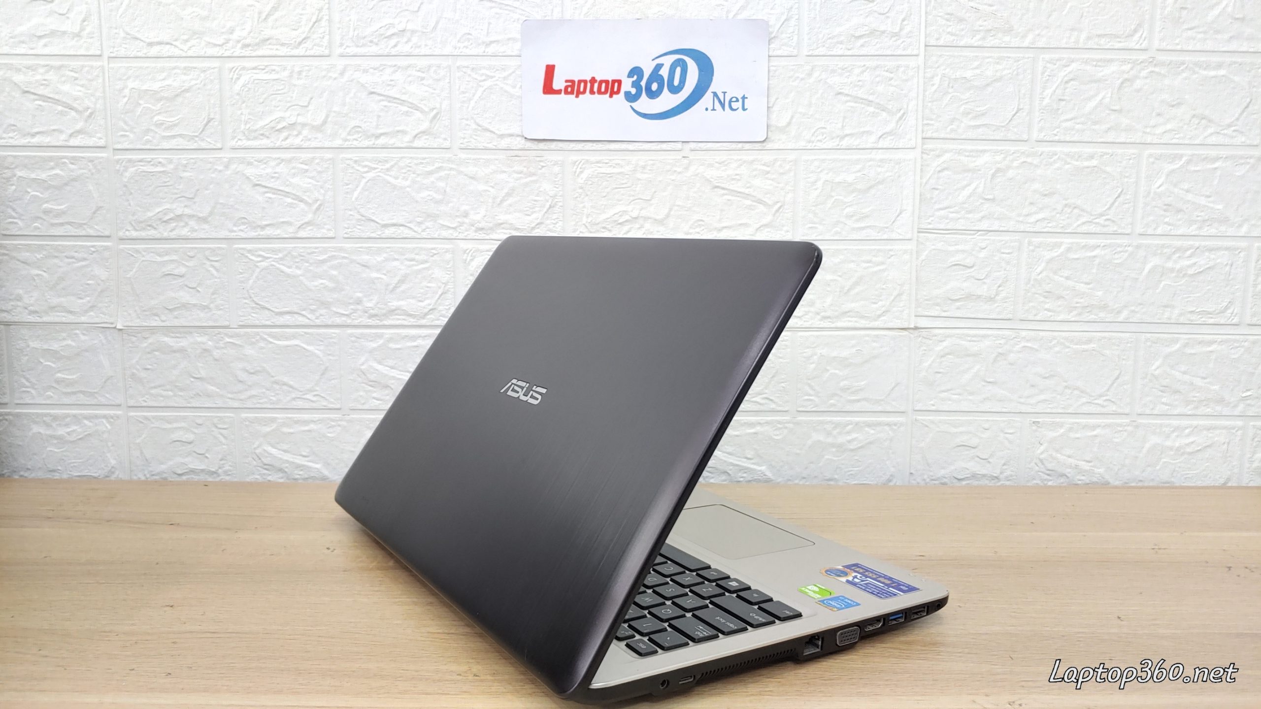 Laptop Asus X540LA