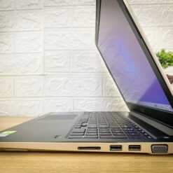Dell Vostro 5568 9