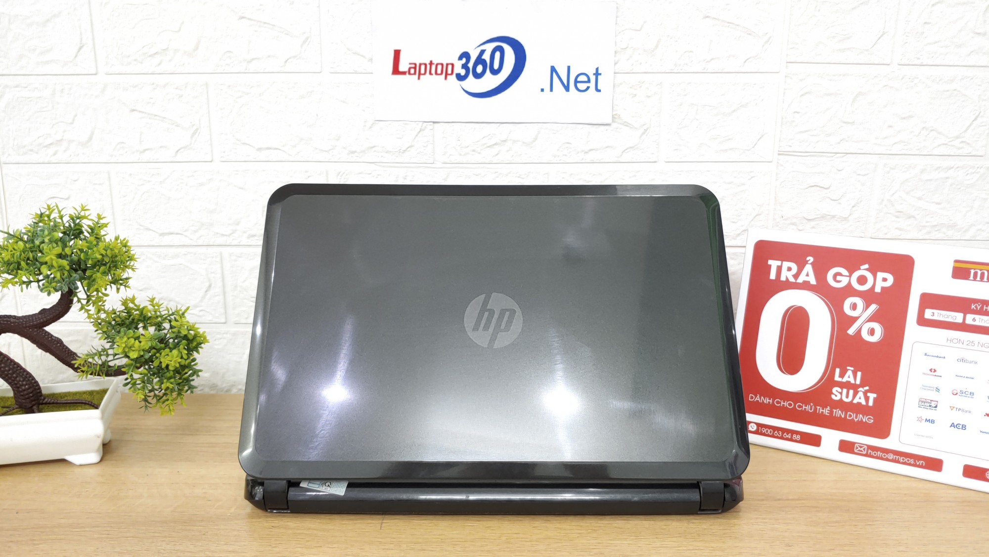 Laptop HP 14-d010TU