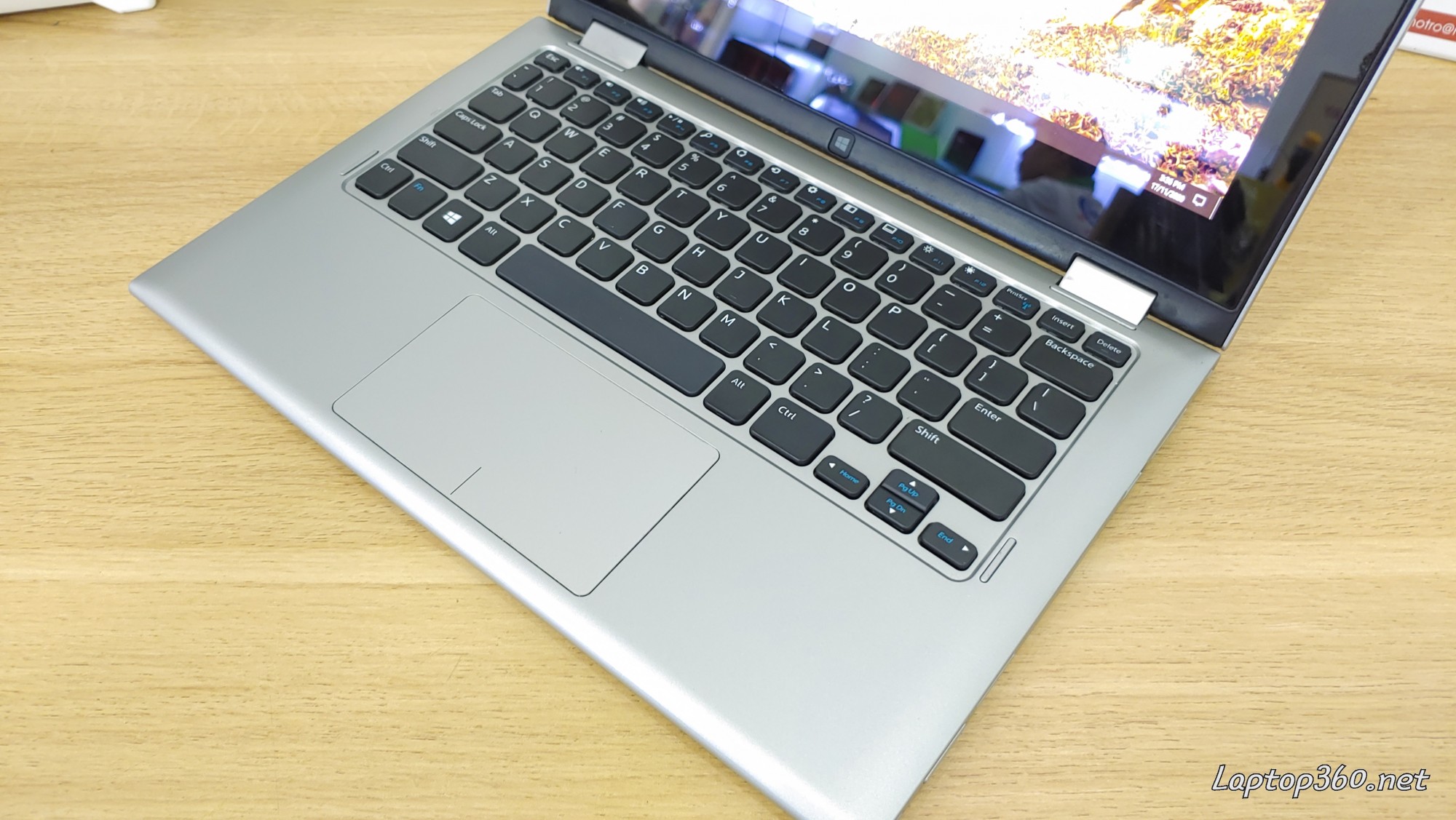 Laptop Dell 3158