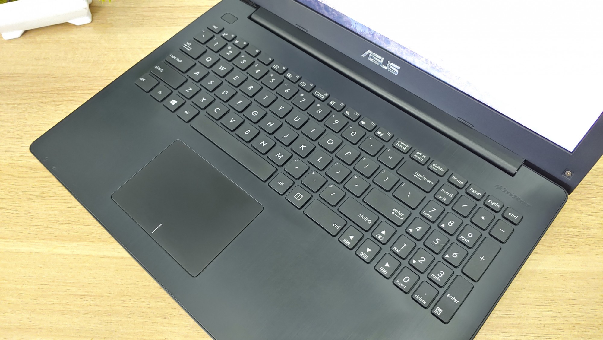 Laptop Asus X553
