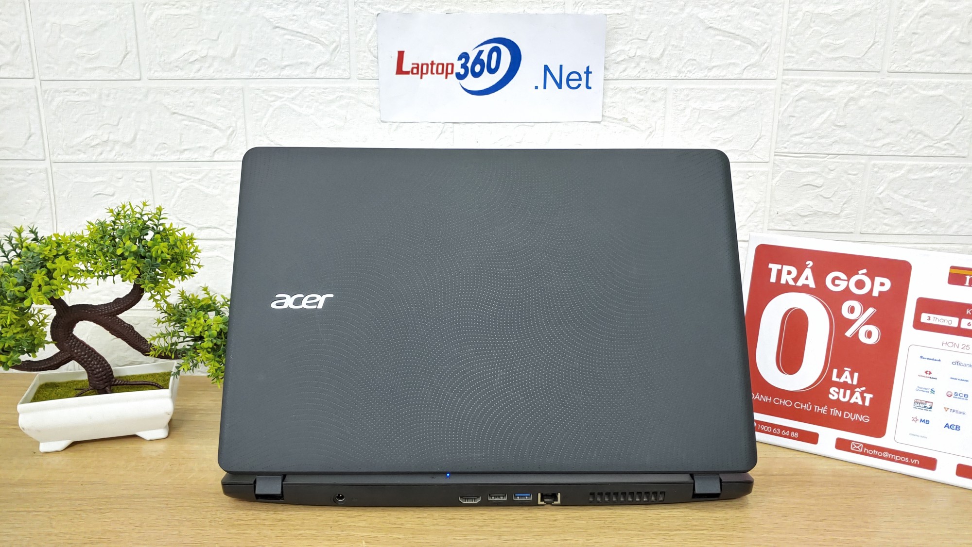 Laptop Acer ES1-533