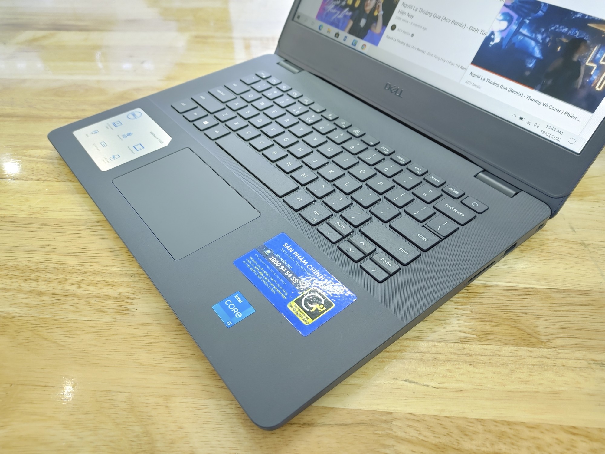 Laptop Dell V3400