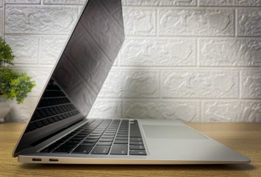 MacBook Air M1 6