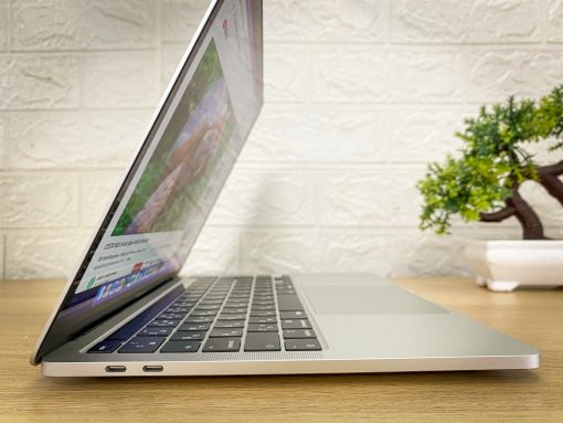MacBook Pro M1 2020 7