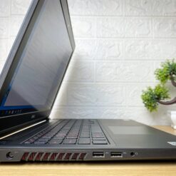 Dell Inspiron 5577 6