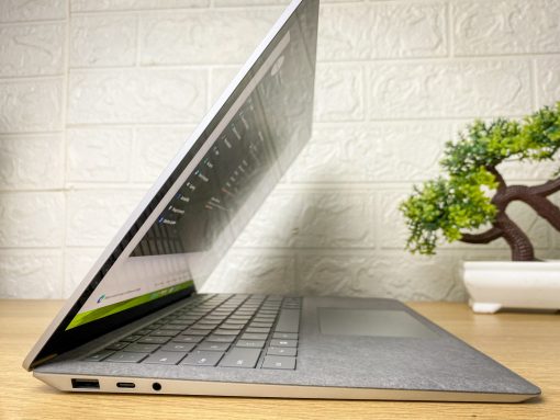 Surface Laptop 3 7