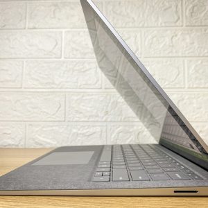 Surface Laptop 3 8