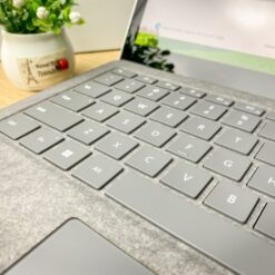 Surface Laptop 4 6