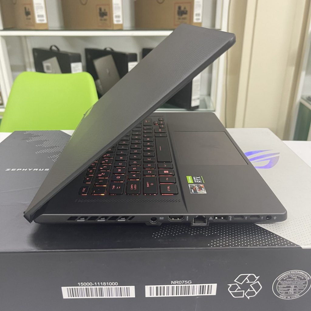 ASUS ROG Zephyrus G15 GA503RM 4