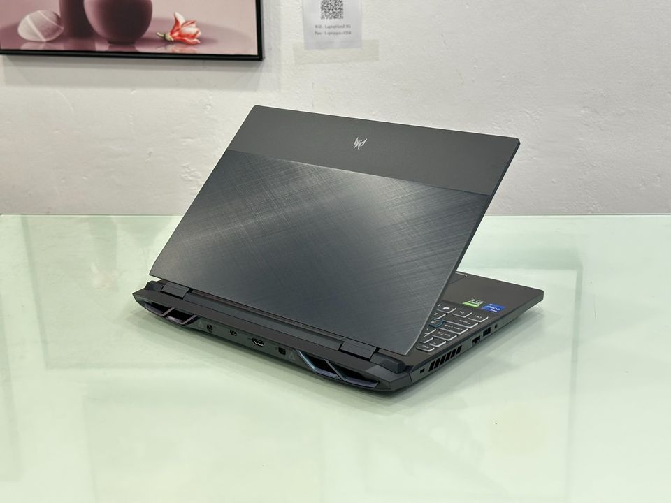 Acer Predator Helios 300 PH315-55-76KG (2) Acer Predator Helios 300 PH315 55 76KG 2