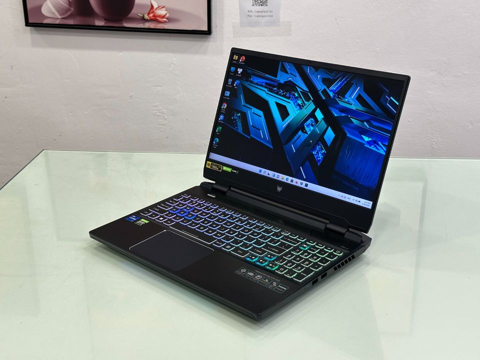 Acer Predator Helios 300 PH315-55-76KG (5) Acer Predator Helios 300 PH315 55 76KG 5