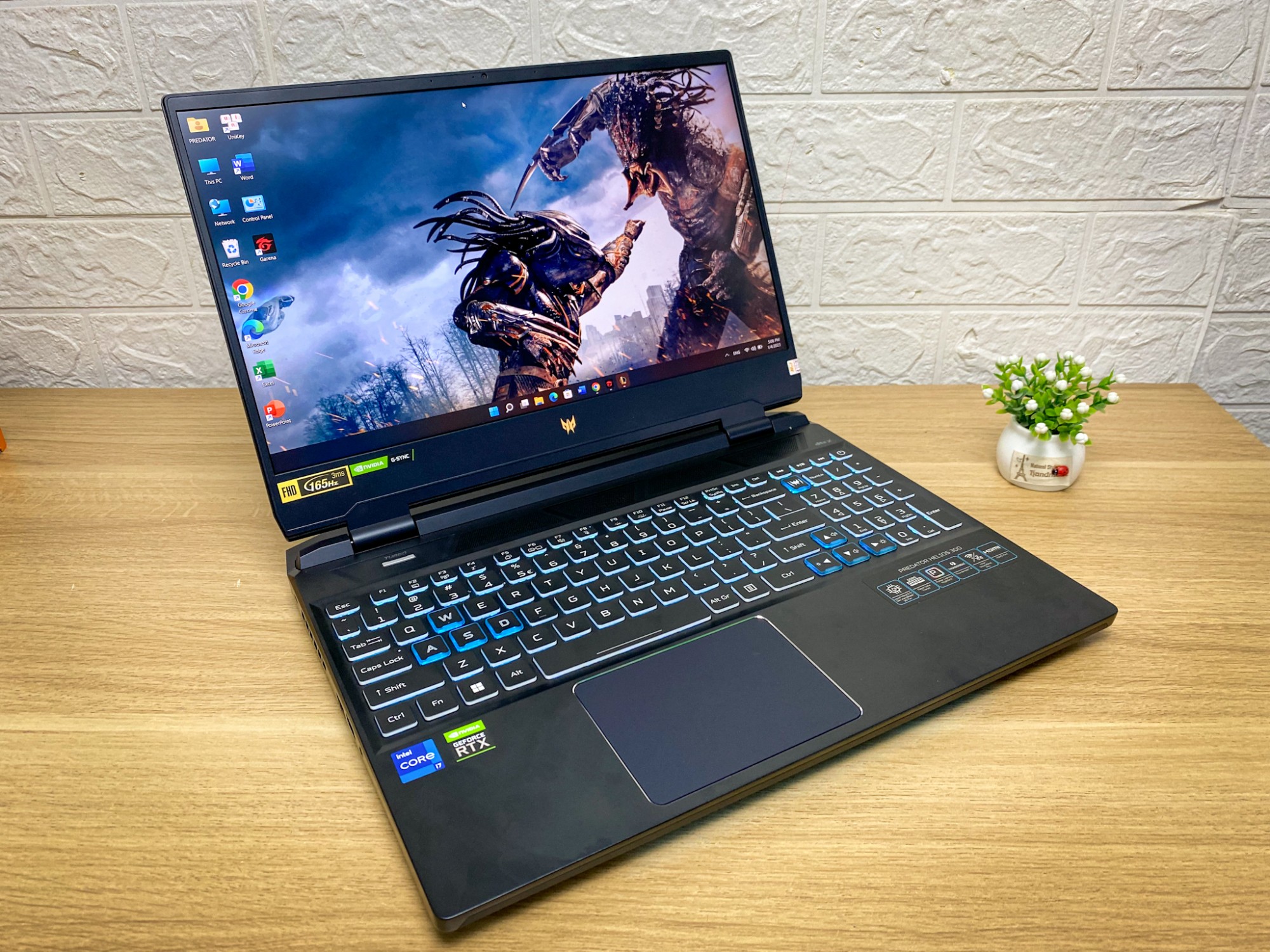 Acer Predator Helios 300 PH315 55 (3) Acer Predator Helios 300 PH315 55 3