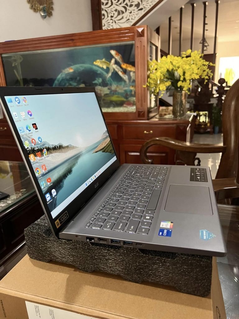 Acer Aspire 5 A515 57 52Y2 2