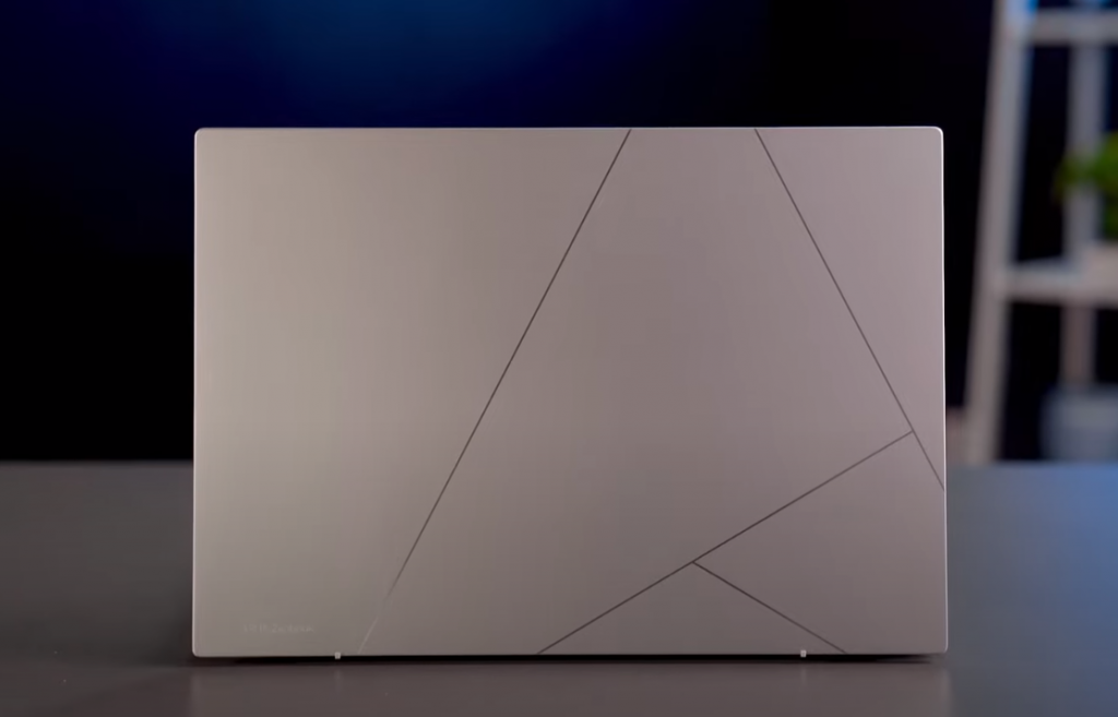 ASUS Zenbook 14 OLED UX3402VA KM085W 4