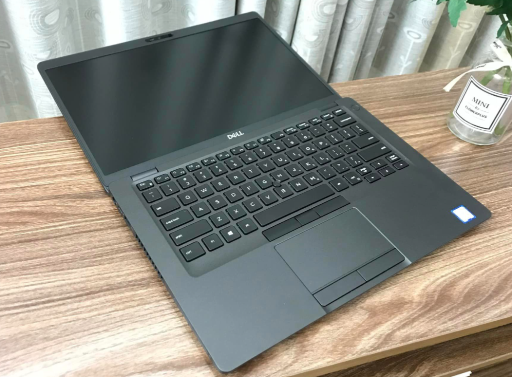 Dell Latitude 5400 2