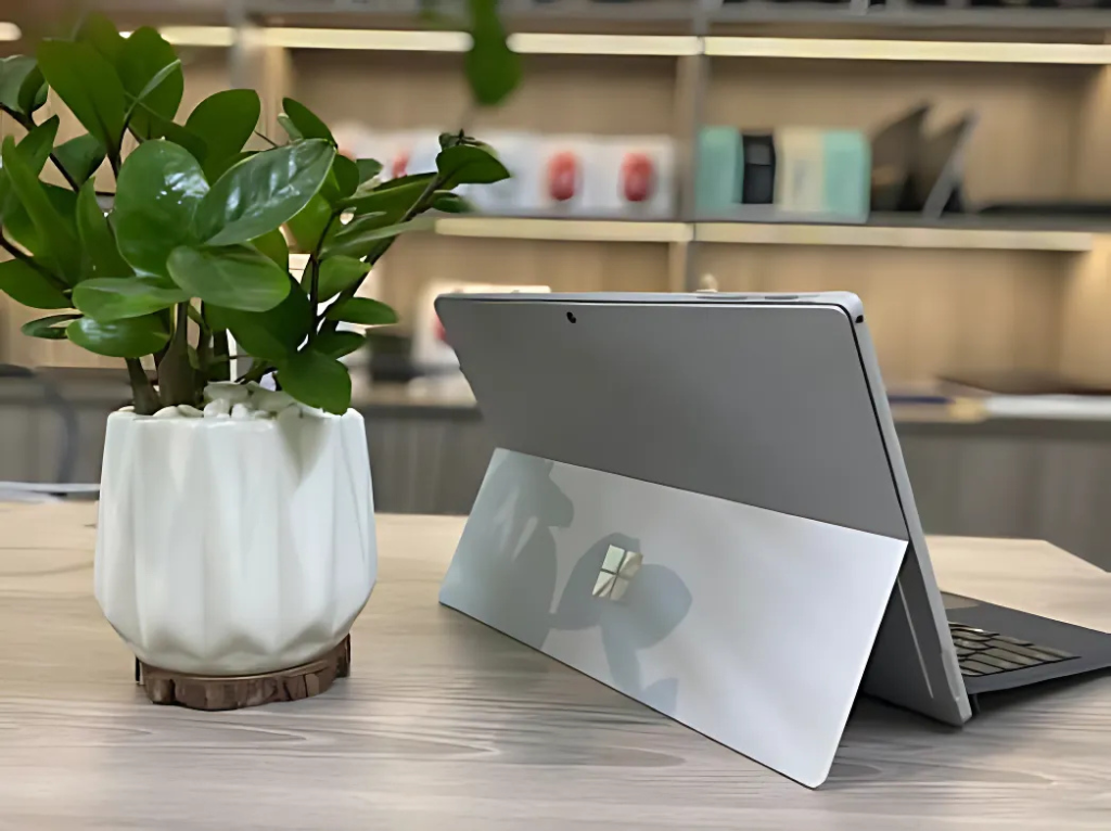 (Like New)Surface Laptop 6 (Intel Core Ultra 5 135H / RAM 8GB / SSD 256GB / 13.5")(Platinum) 5 Thiet ke chua co ten 20