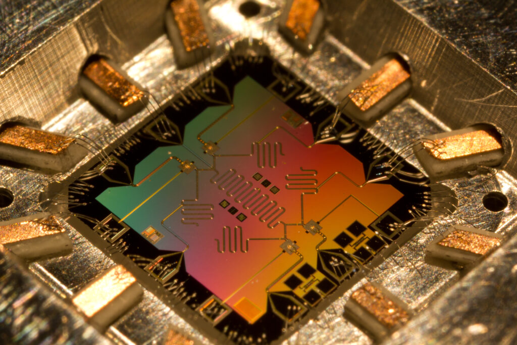 Google và Cuộc Cách Mạng Điện Toán Lượng Tử: Chip Willow Mới 1 MwBNrNFEvcNLsav6CCvgEZ