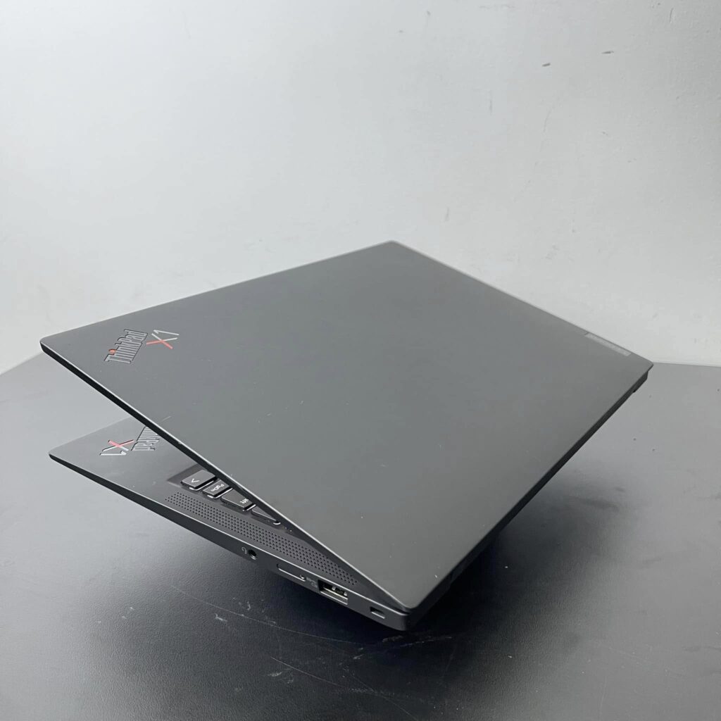 ThinkPad X1 Carbon Gen 12