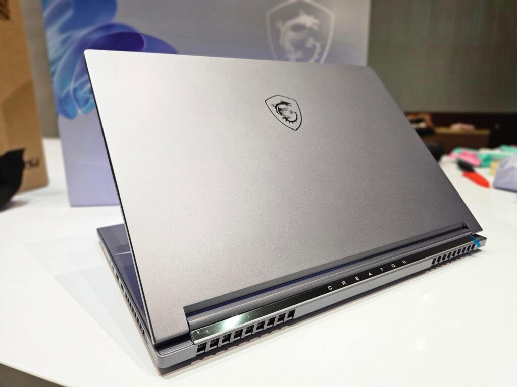 MSI Creator 16 AI Studio