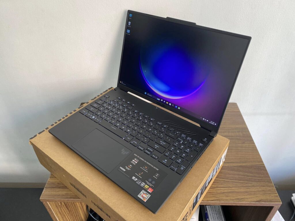  Asus TUF Gaming A16 Advantage Edition