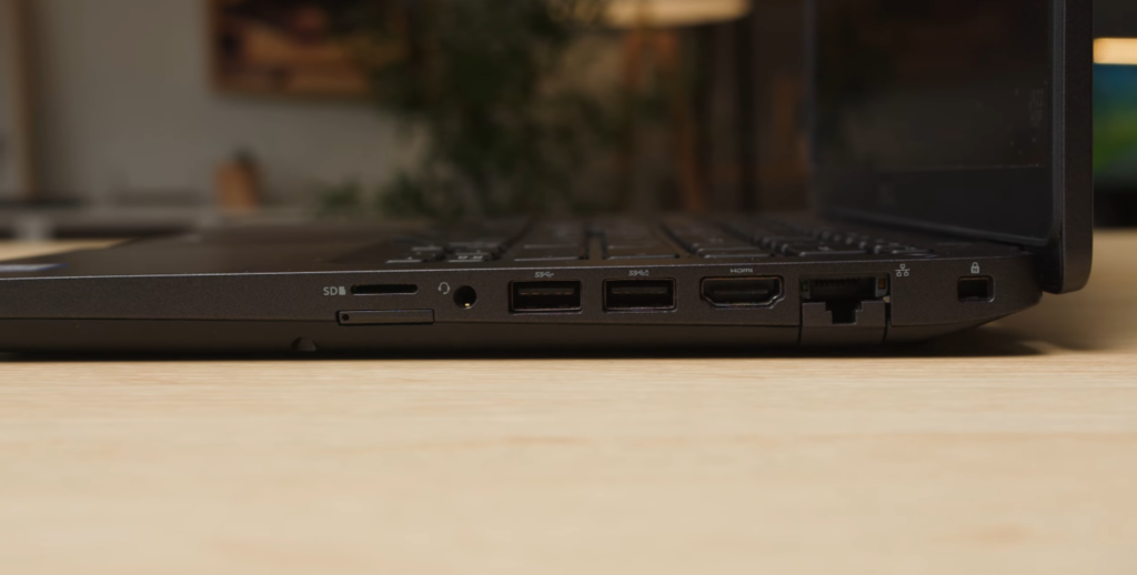 Dell Latitude 5401 ( I5 - 9400H / 8 GB / SSD 256 GB / ON / 14.0 Inche - FHD ) 8 Dell Latitude 5401