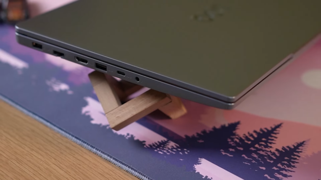 Lenovo LOQ 15ARP10E