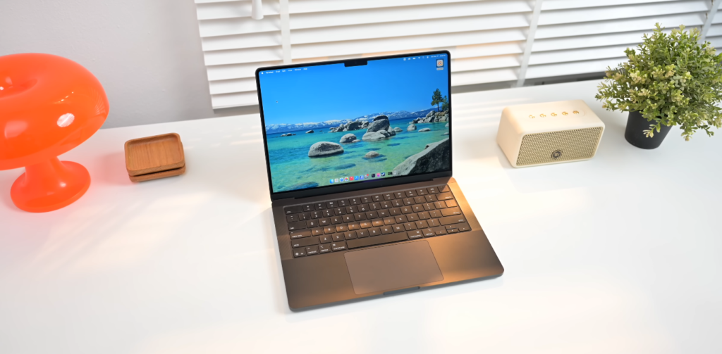 MacBook Pro 2025 14 inch